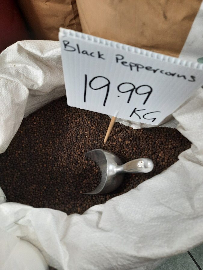 East End Black Pepper Whole
