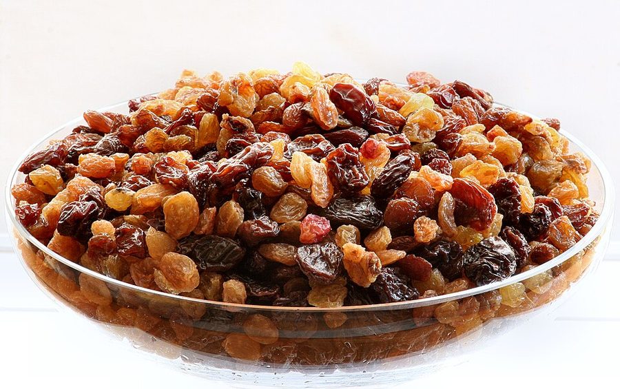 East End Black Raisins 100g